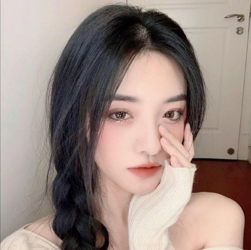 和闺蜜互换身份一天，她被老板骂哭