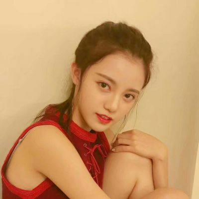 跟闺蜜挑战“只吃绿色食物一天”